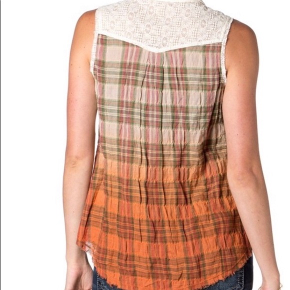 Miss Me Top - Picture 2 of 8